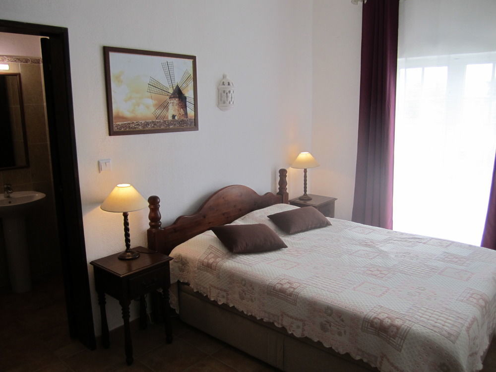 مبيت وإفطار لاغوا Casa Jardim Oasis المظهر الخارجي الصورة